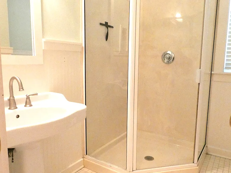 246 Palmer Ave — Photo 17