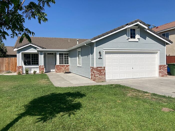 1st image of 3501 Seasons Park Dr