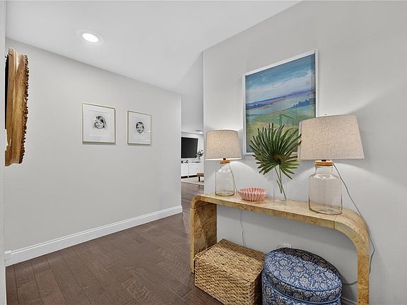 5th image of 2410 SHOREHAM ROAD