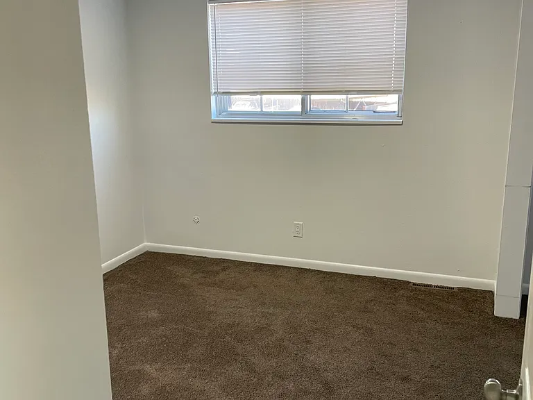 524 Gladiola St — Photo 8