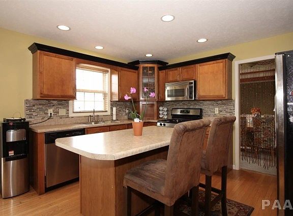 3rd image of 11009 N Stillwater Dr