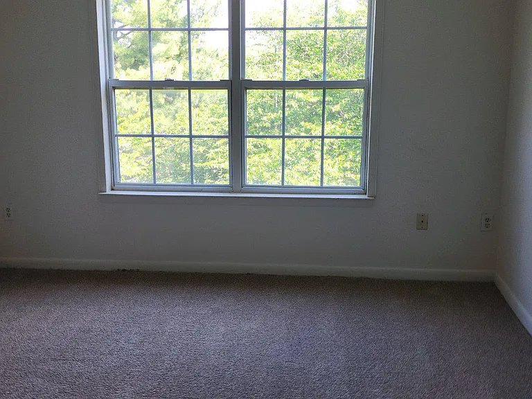 21227 Delevan Way #160 — Photo 34