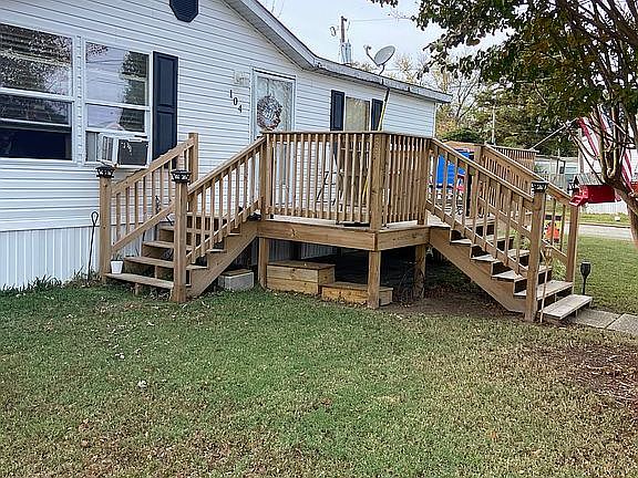 4th image of 104 Lyttle Dr