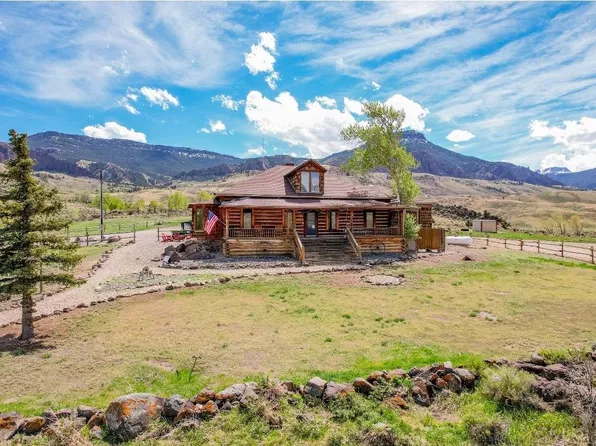 3080 & 3064 North Fork Hwy, Cody, WY 82414