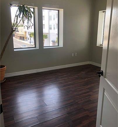 5th image of 309-317 Mesquite St #11041110