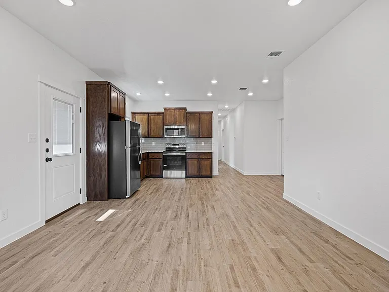 3607 Pintail Ln — Photo 4