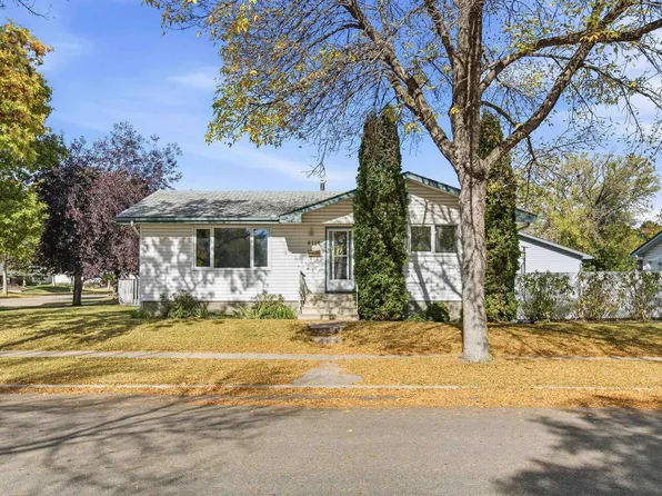 6116 148th Ave NW, Edmonton, AB T5A 1T9