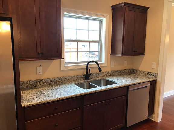 4th image of 1133 Jacksonian Way