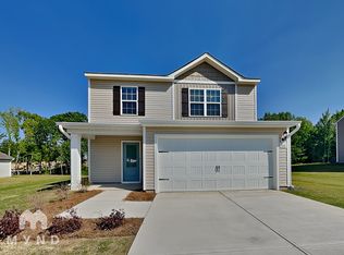 166 Barnsley Rd, Angier, NC 27501