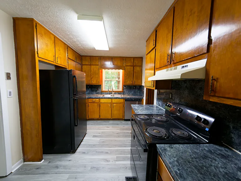 1081 Mountain Woods Ct — Photo 10