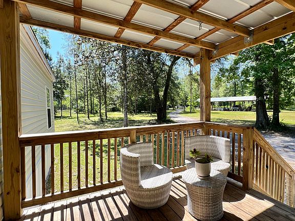5th image of 94 Emerald Acres Dr
