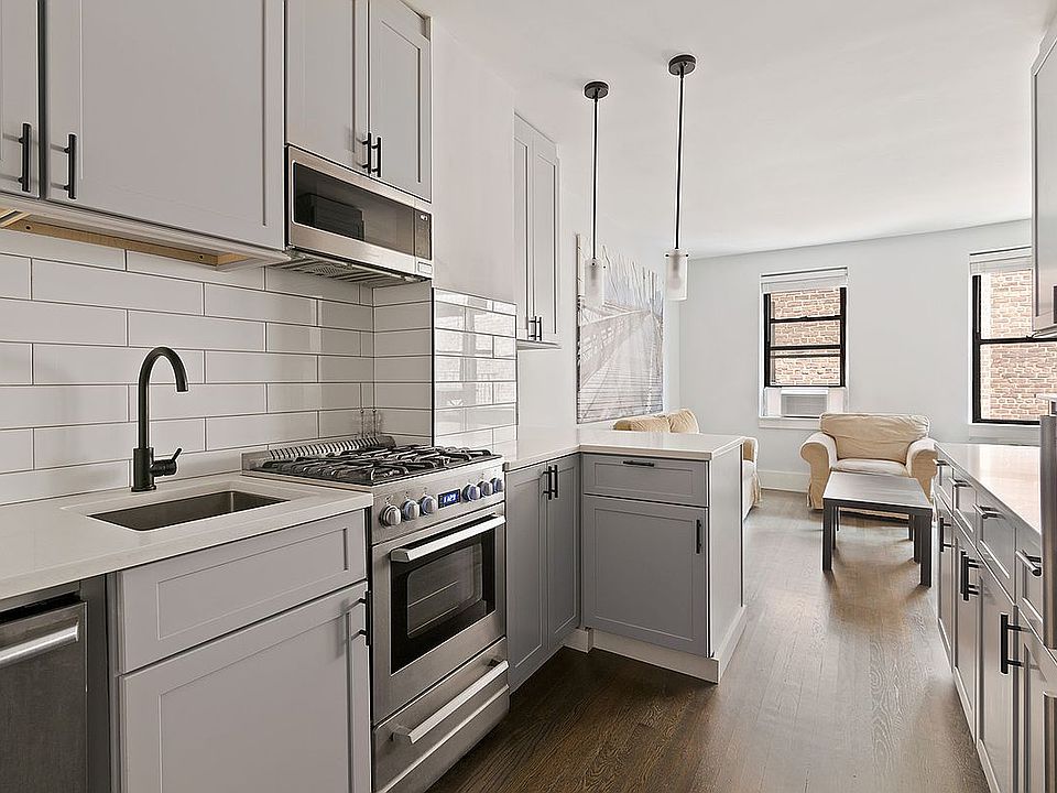 1st image of 54 E 8th St #5R
