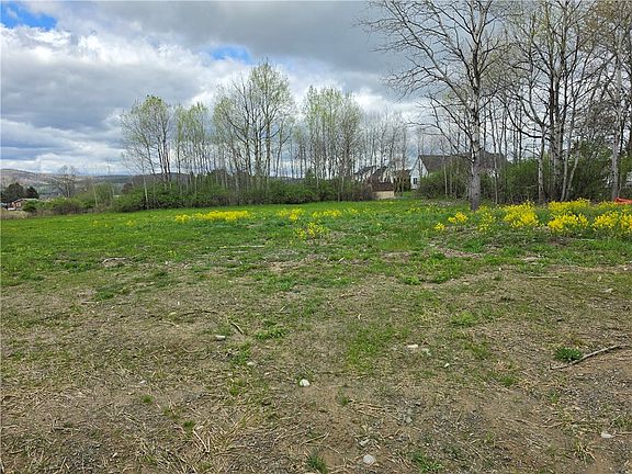 2nd image of 19 Keller Dr Lot 20