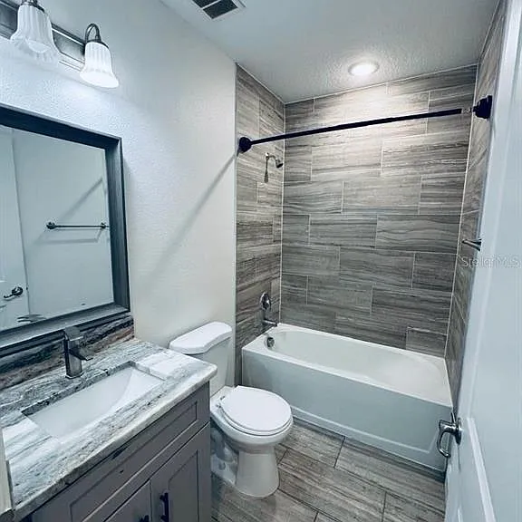 309 Clermont Dr #B — Photo 19