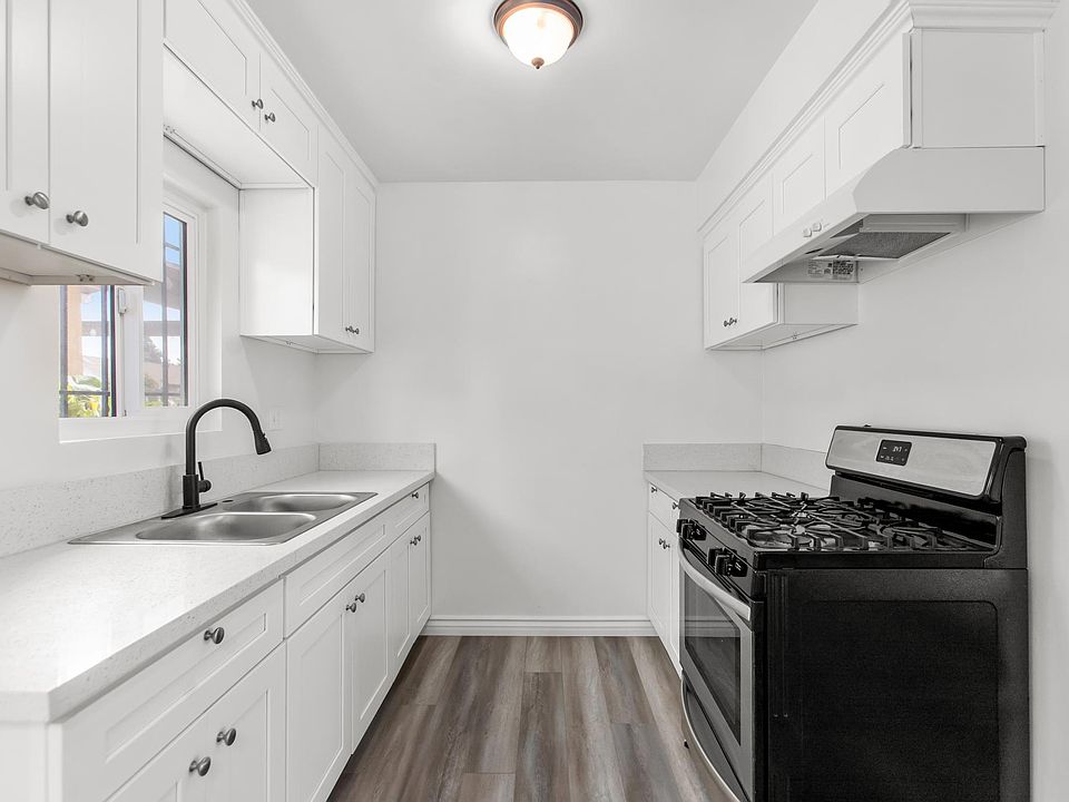 1st image of 925 W 76th St Unit 1