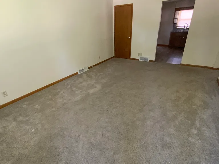 2035 E 20th St #2035 — Photo 2