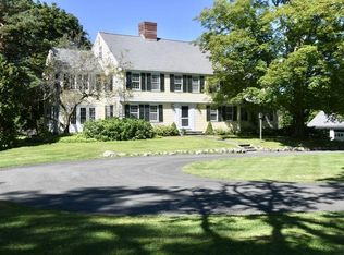 117 Farm St, Dover, MA 02030