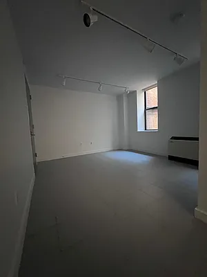 Rented by MLB ESTATES LLC | media 9