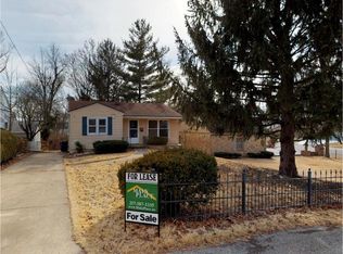 71 Oakridge Ct, Decatur, IL 62521