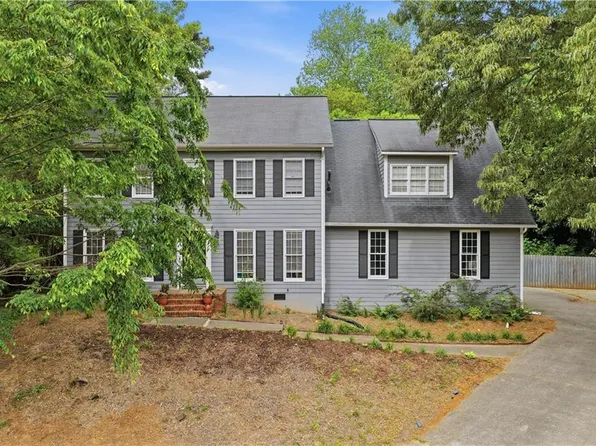 206 Comstock Ct, Lawrenceville, GA 30044