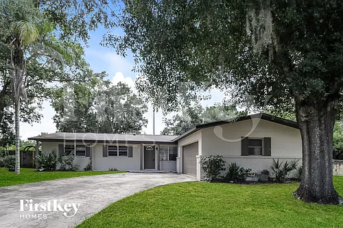 1340 Sharon Dr Photo 1