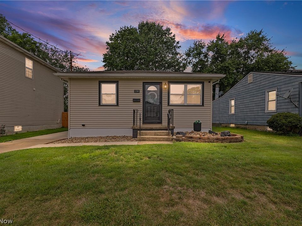 1st image of 138 Thorlone Ave