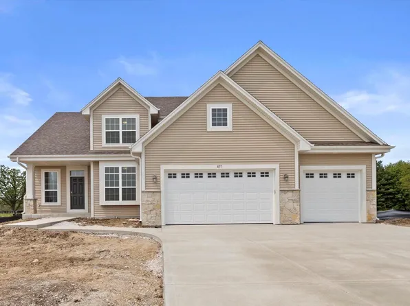 877 Brockway DRIVE, Mukwonago, WI 53149