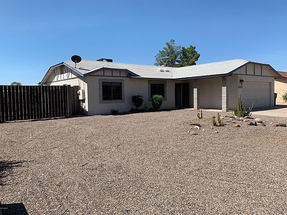 2nd image of 10805 W Campbell Ave