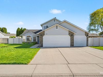 409 S Valley Dr, Nampa, ID, 83686