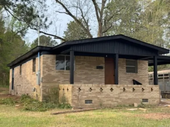 145 Carter St SW, Camden, AR 71701