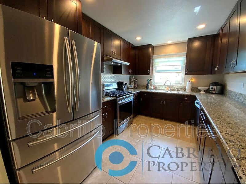 1st image of 5593-95 Hamill Ave