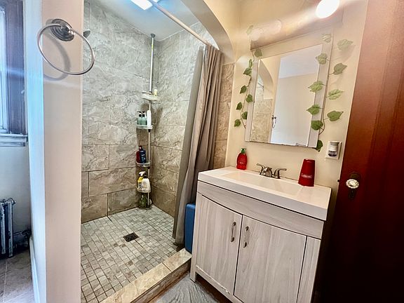 5th image of 29 Brookfield Rd #1