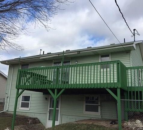 2nd image of 108 Walnut St