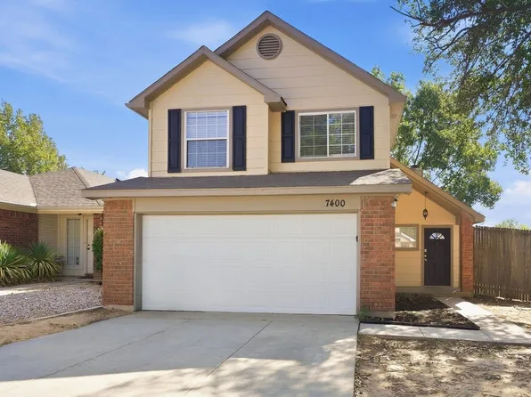7400 Ashcroft Cir, Fort Worth, TX 76120