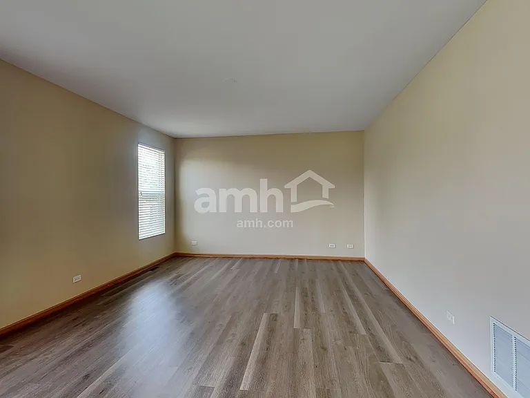 2771 Cranston Cir — Photo 9