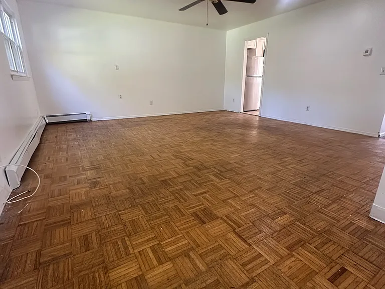 6 Whitman Ct — Photo 16