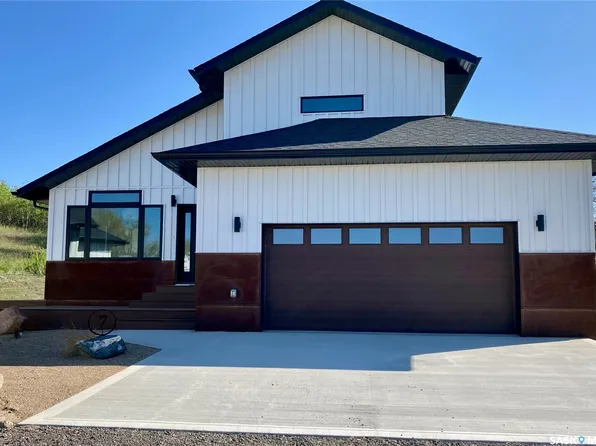 70 8th Avenue #7, Lumsden, SK S0G 3C0