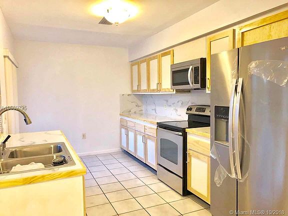 3rd image of 16792 Royal Poinciana Dr #16792