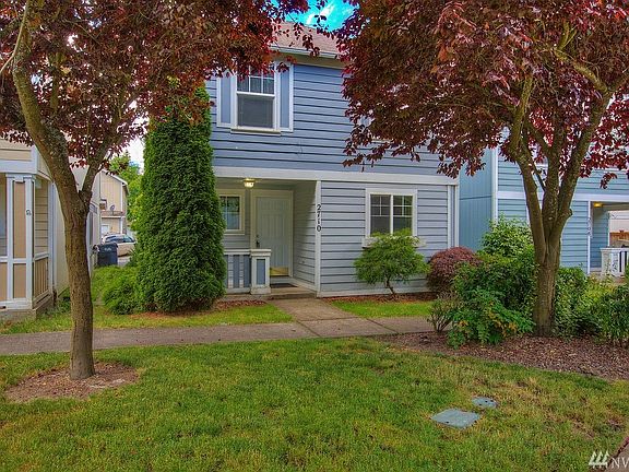 2nd image of 2710 9th St SE