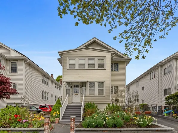 349 Alewife Brook Pkwy, Somerville, MA 02144