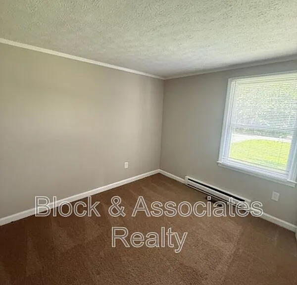 935 Country Place Rd — Photo 5