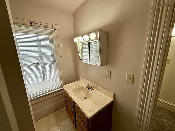 5th image of 125 S Summit Ave #4
