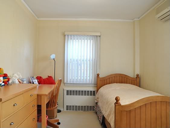 5th image of 7028 Kessel St