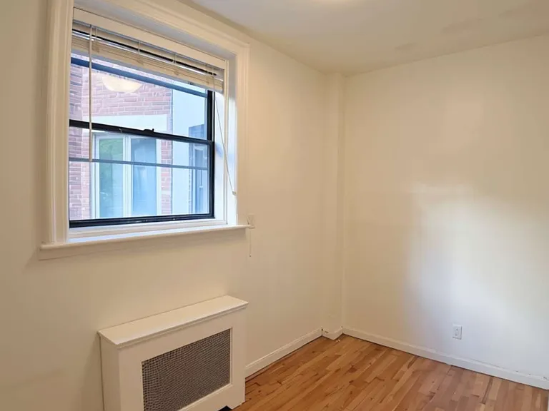 306 W 92nd St #3R — Photo 5