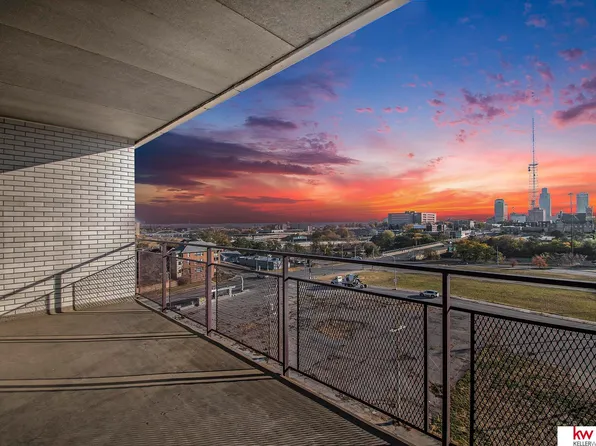 3000 Farnam St APT 6N, Omaha, NE 68131