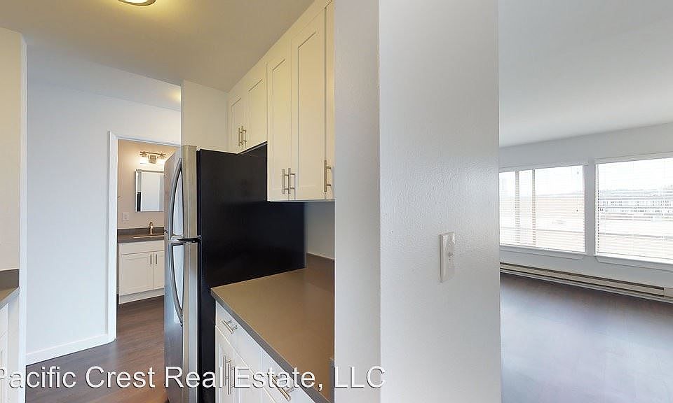 1st image of 4141 Brooklyn Ave NE APT 101