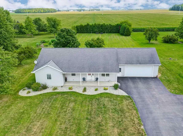 260 N Van Buren St, Monroe, IN 46772