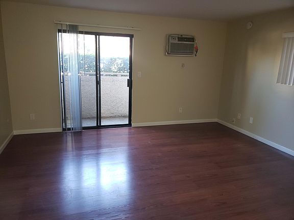 4th image of 6207 Whitsett Ave APT B