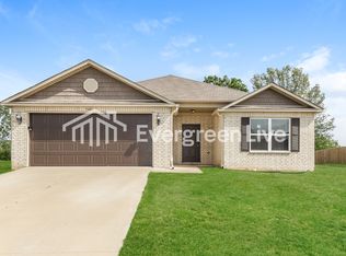 5421 Yukon Dr, Jonesboro, AR 72405