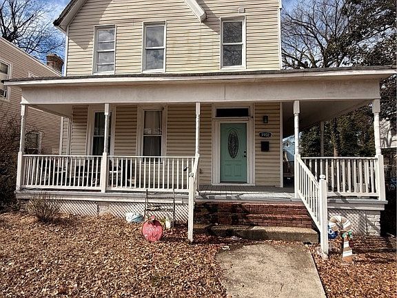2nd image of 1902 3rd Ave